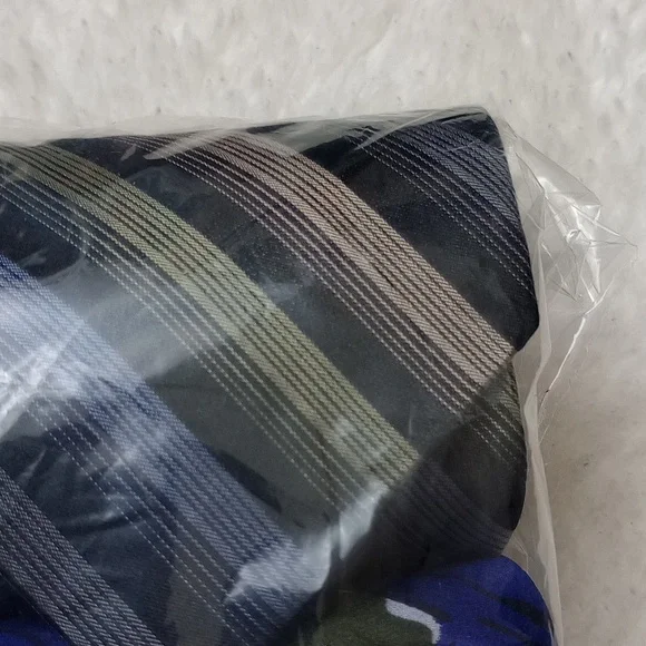 100% Silk (3) Tie Bundle Abstract Vibrant - Picture 2 of 5